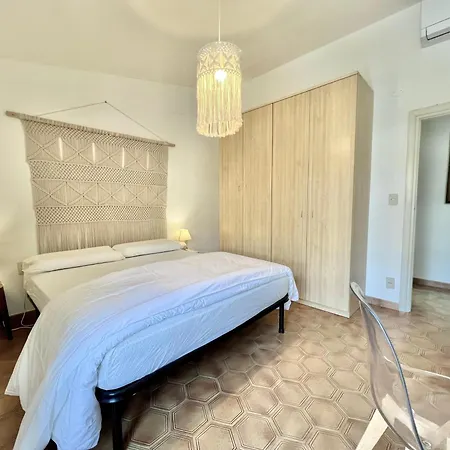 Rosanna, Terrazza Vista Mare, 2 Camere, Clima E 2 Posti Auto A 50 M Dal Mare! By Alfareal Апартаменты *