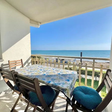 Apartment Rosanna, Terrazza Vista Mare, 2 Camere, Clima E 2 Posti Auto A 50 M Dal Mare! By Alfareal